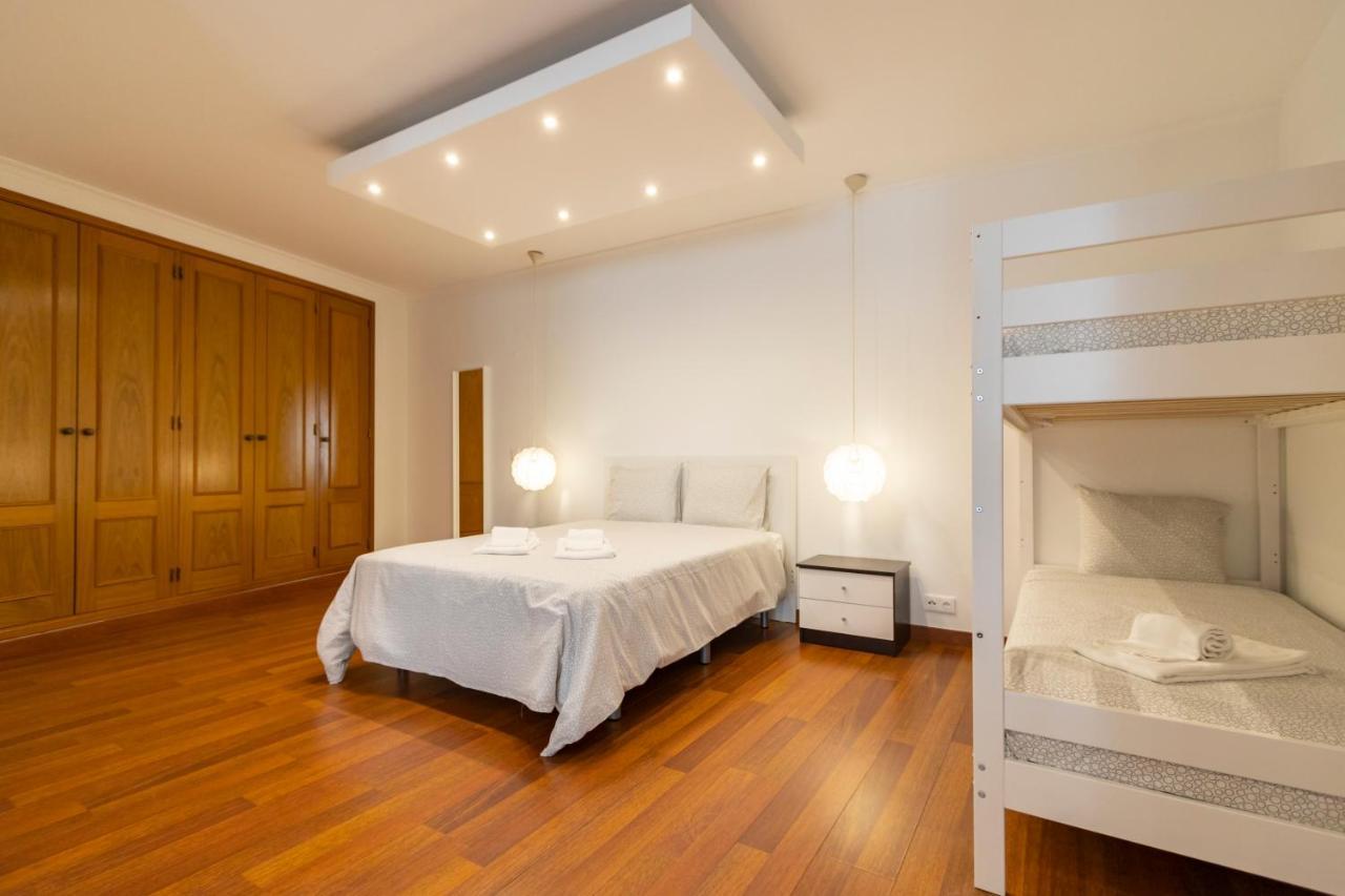 Spaceful Apartment In Albufeira Extérieur photo
