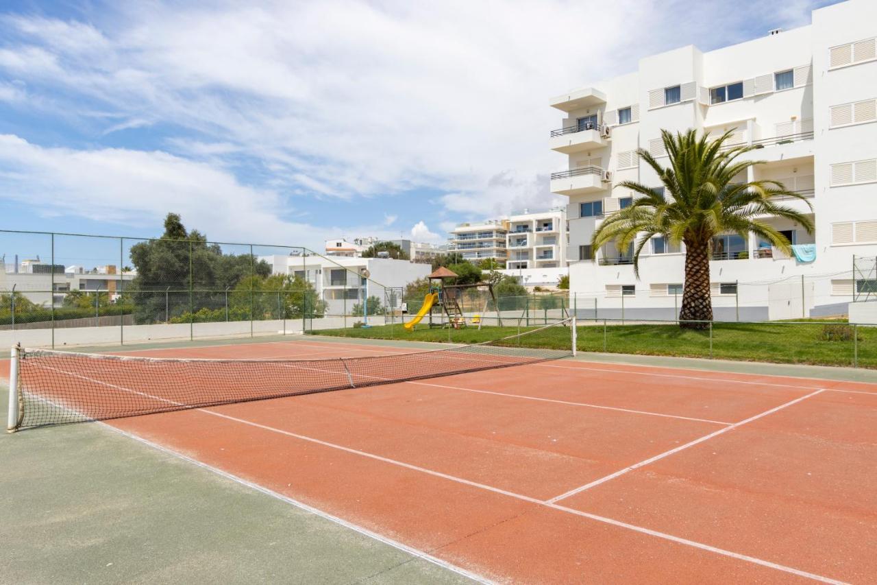 Spaceful Apartment In Albufeira Extérieur photo